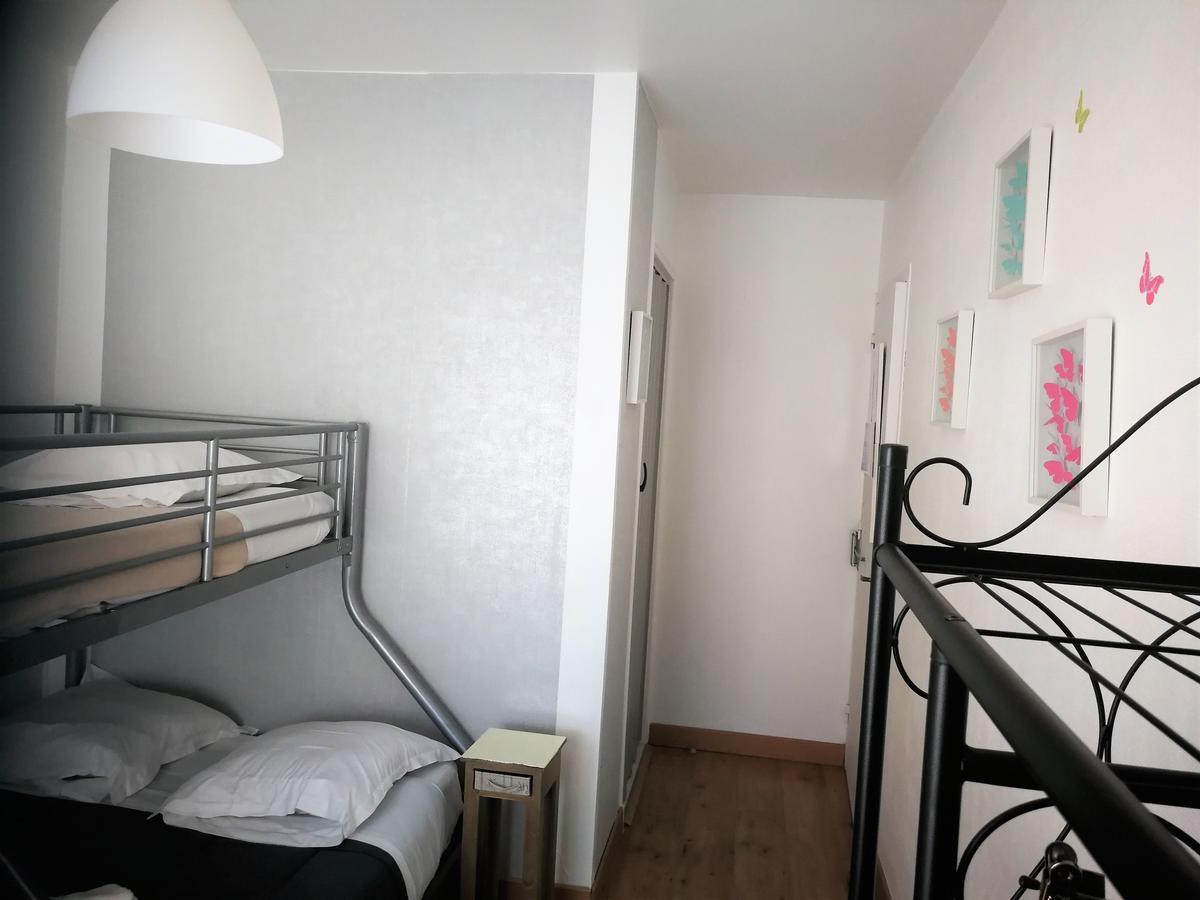 Hotel Terrasses de l'Aven à Orgnac-lʼAven Extérieur photo