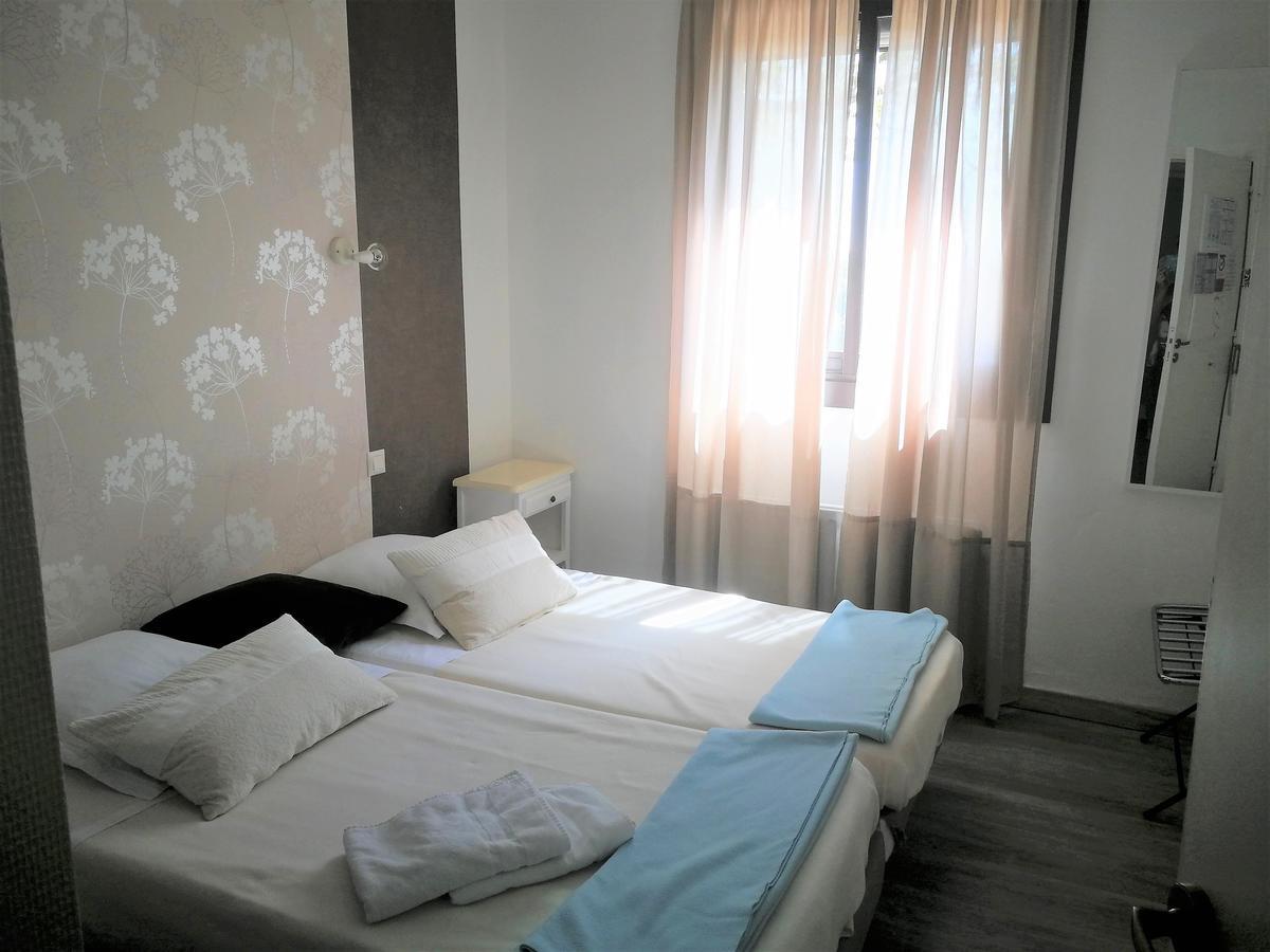 Hotel Terrasses de l'Aven à Orgnac-lʼAven Extérieur photo